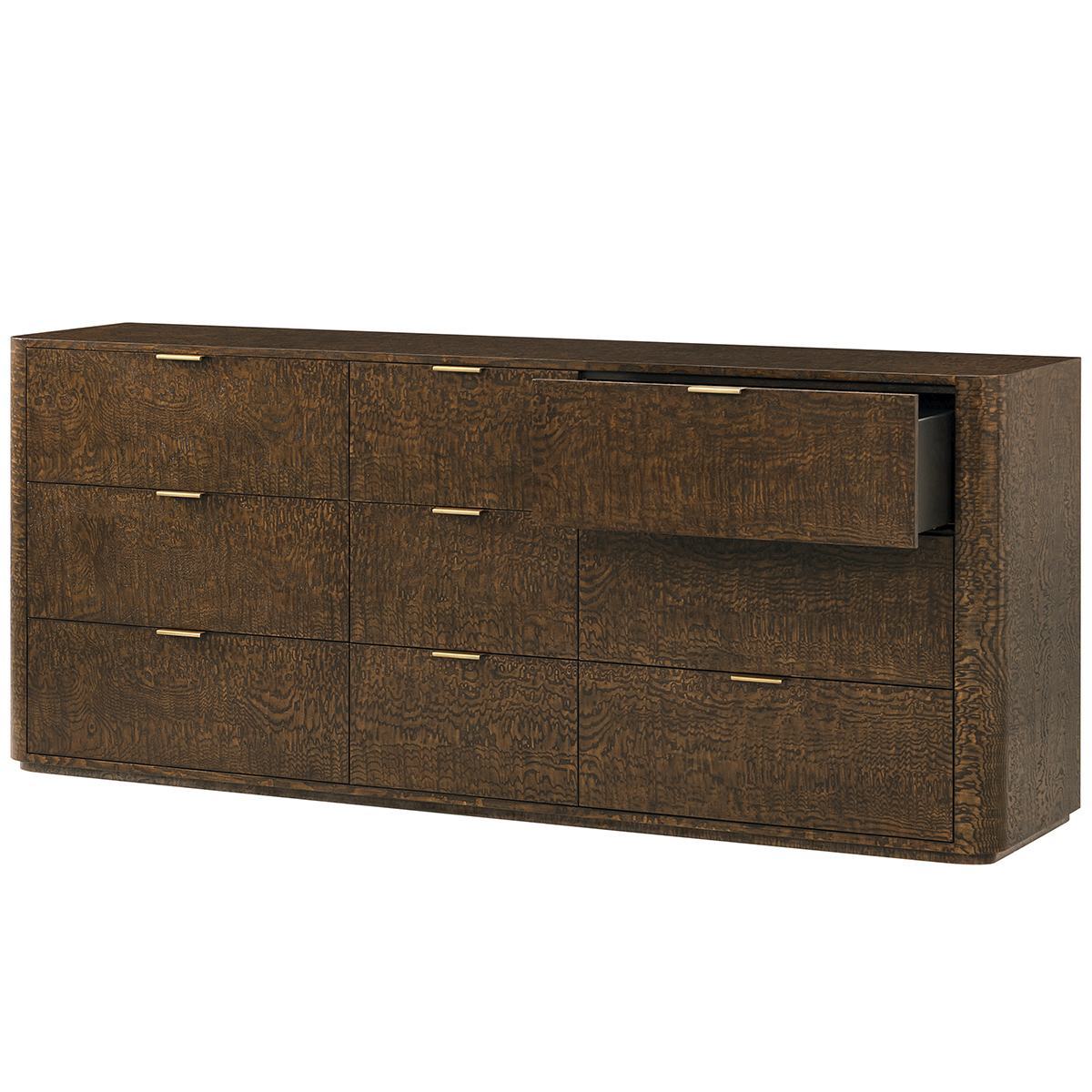 Photo Kesden L's dresser