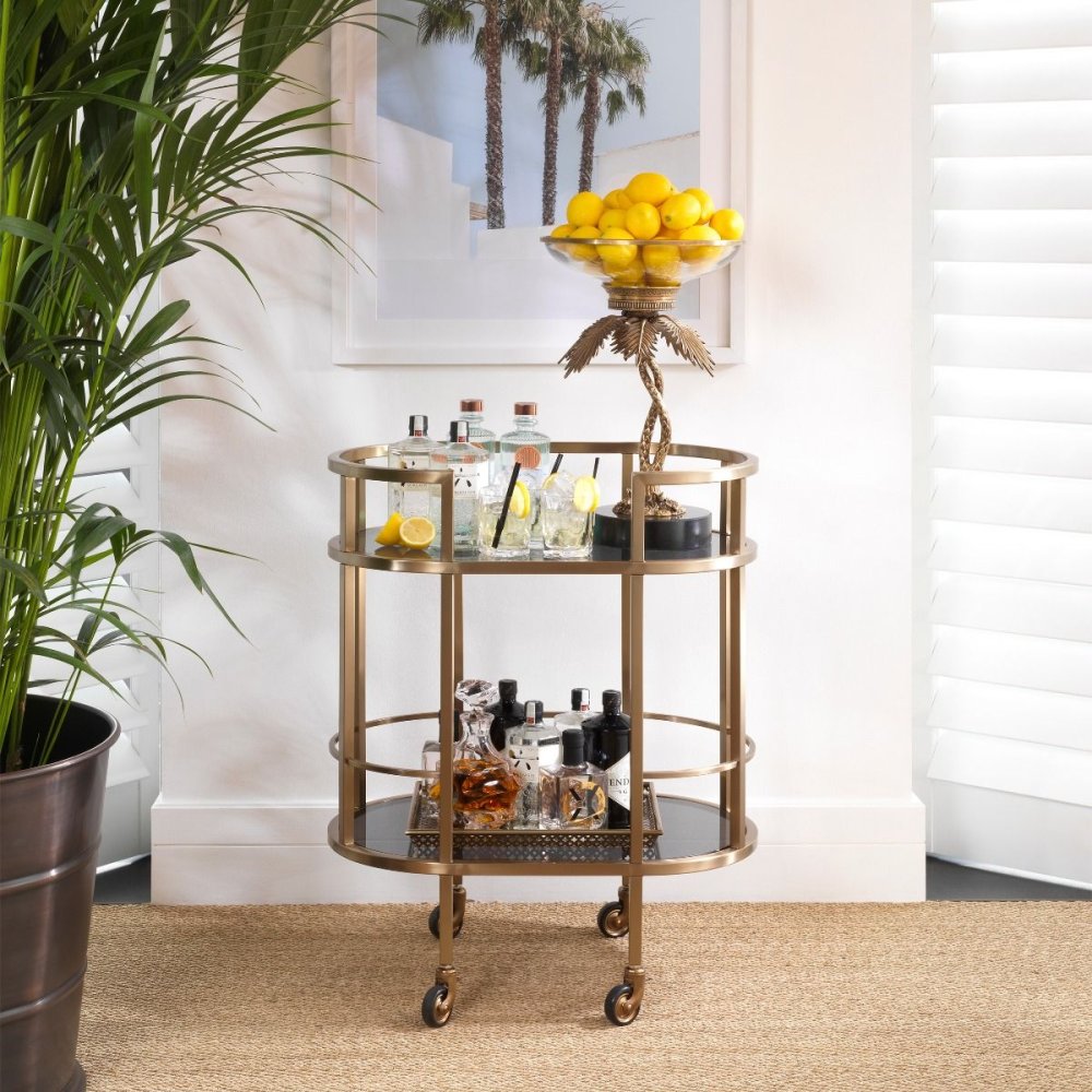Photo Townhouse Serving Table
