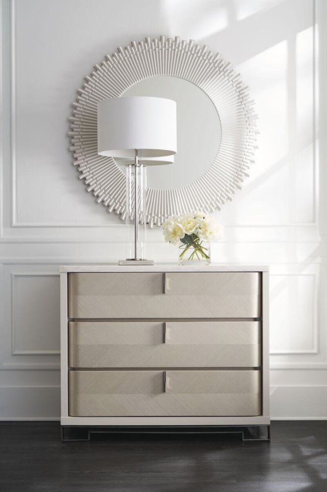 Photo Subtle Gesture dresser