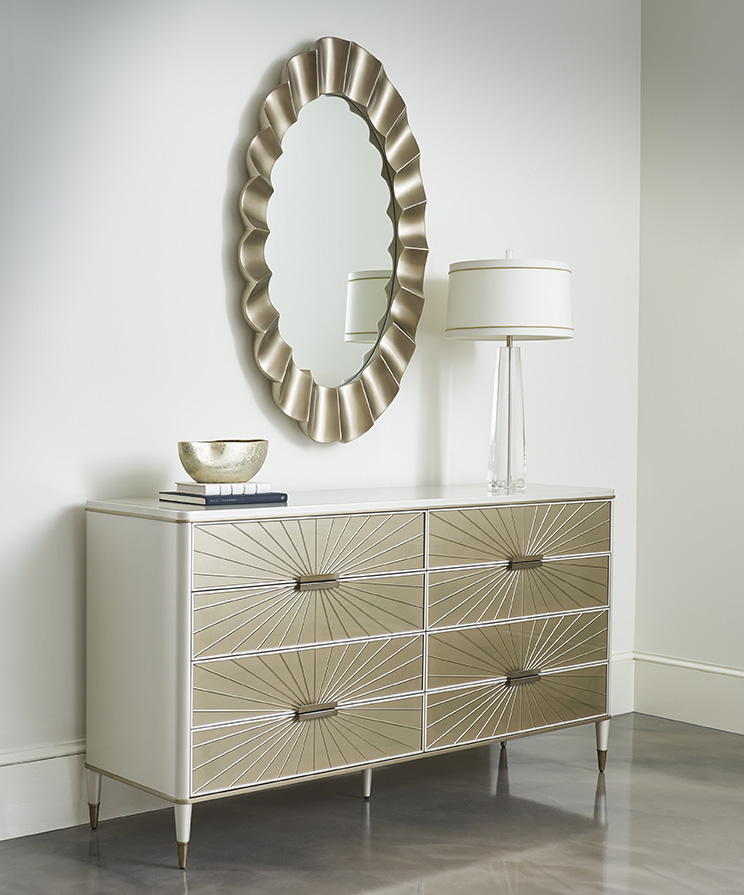Photo Valentina's dresser