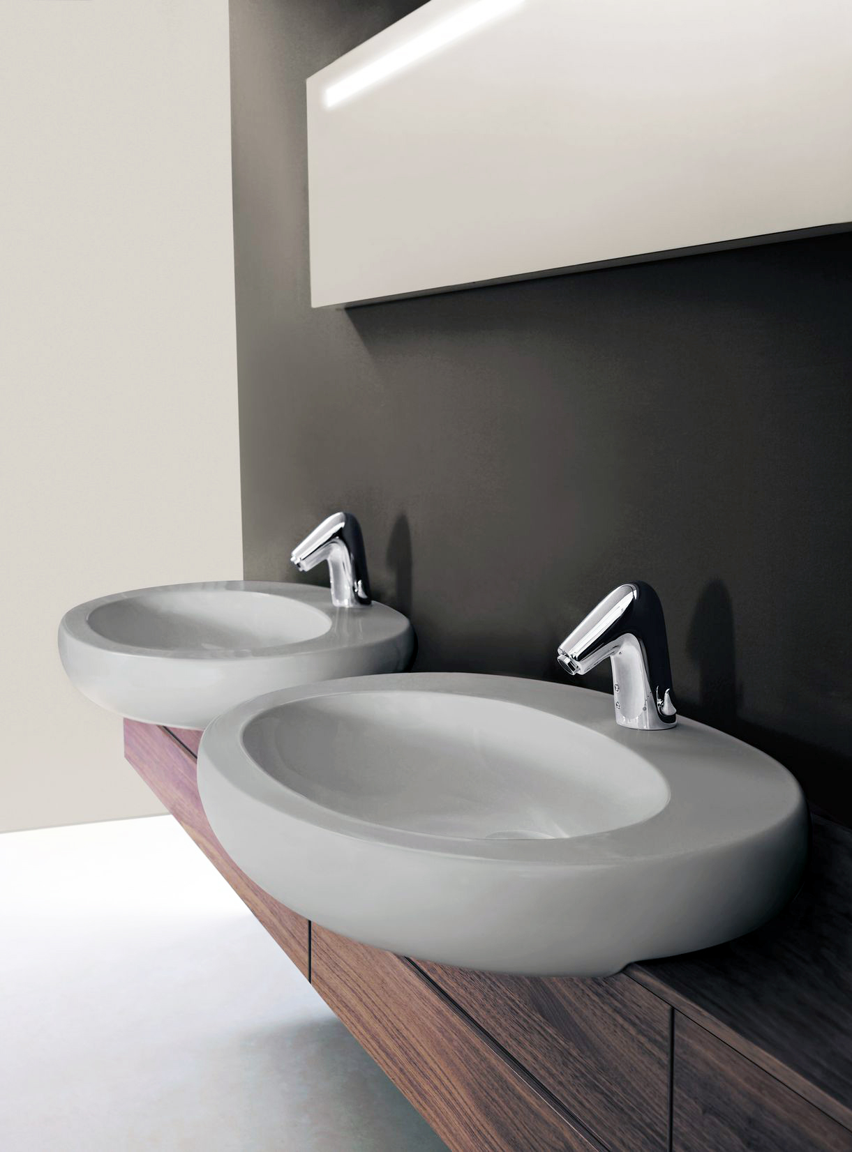 Photo Laufen Alessi 8.1397.2.400 sink. 104. 1st