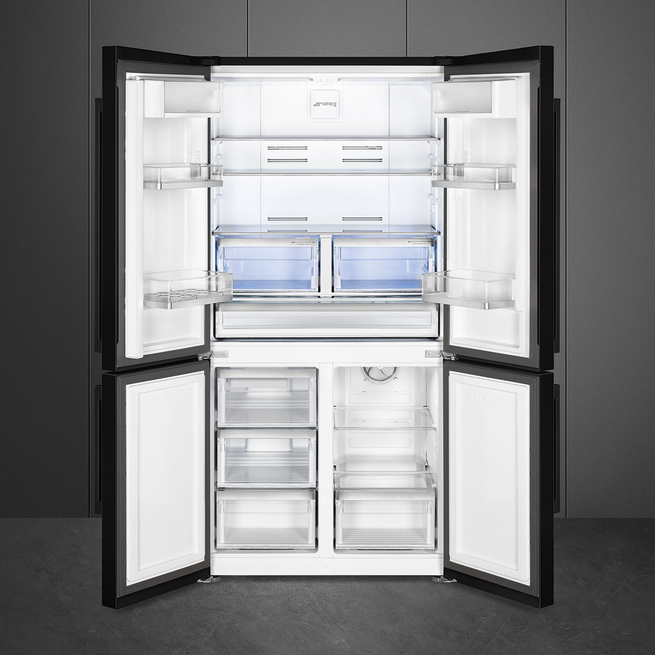 Photo Smeg FQ60NDE Refrigerator
