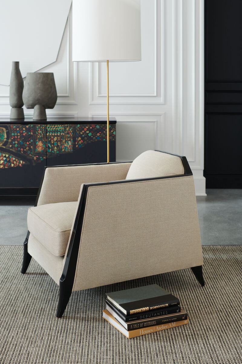 Photo Outline chair