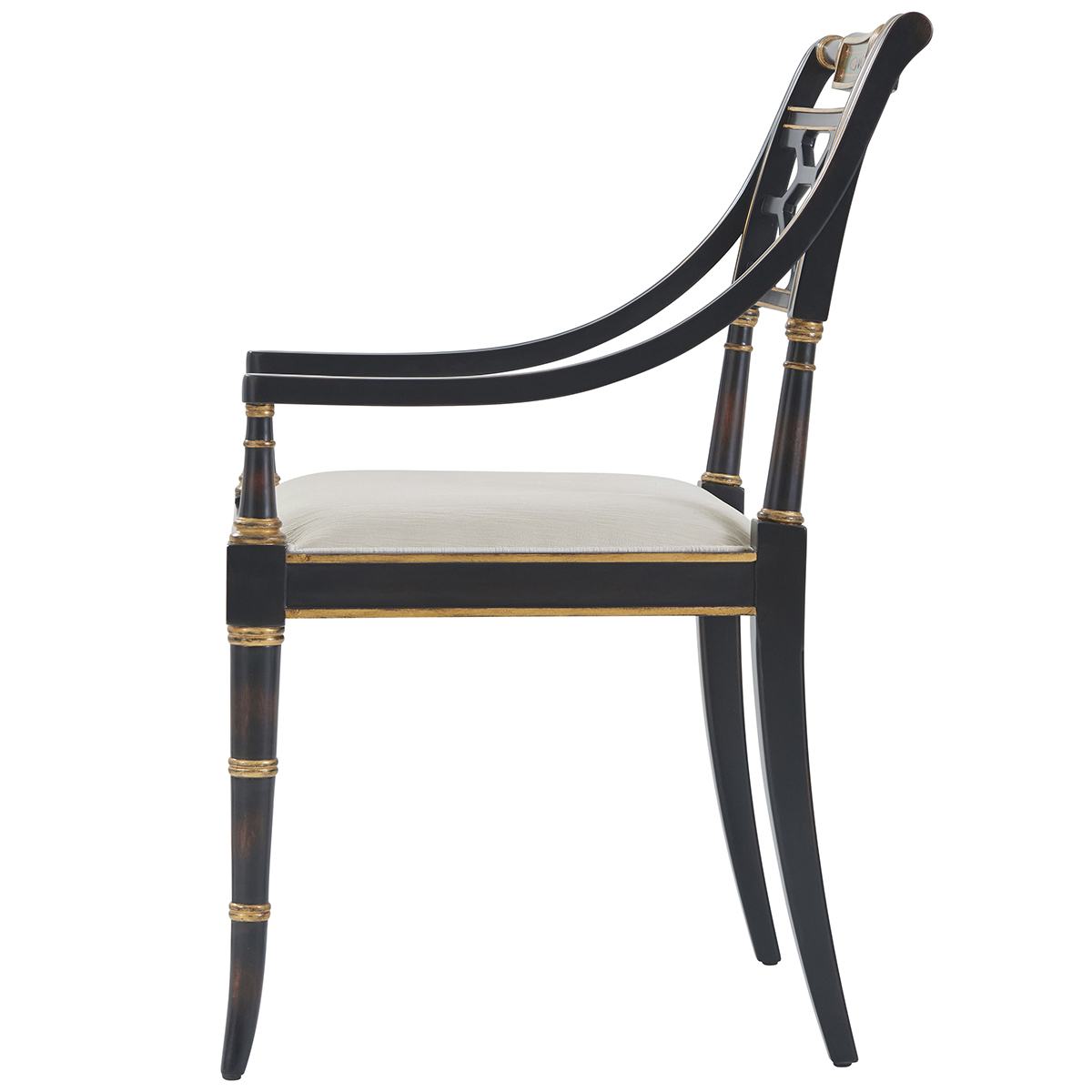 Photo Sophy's chair (with armrests)
