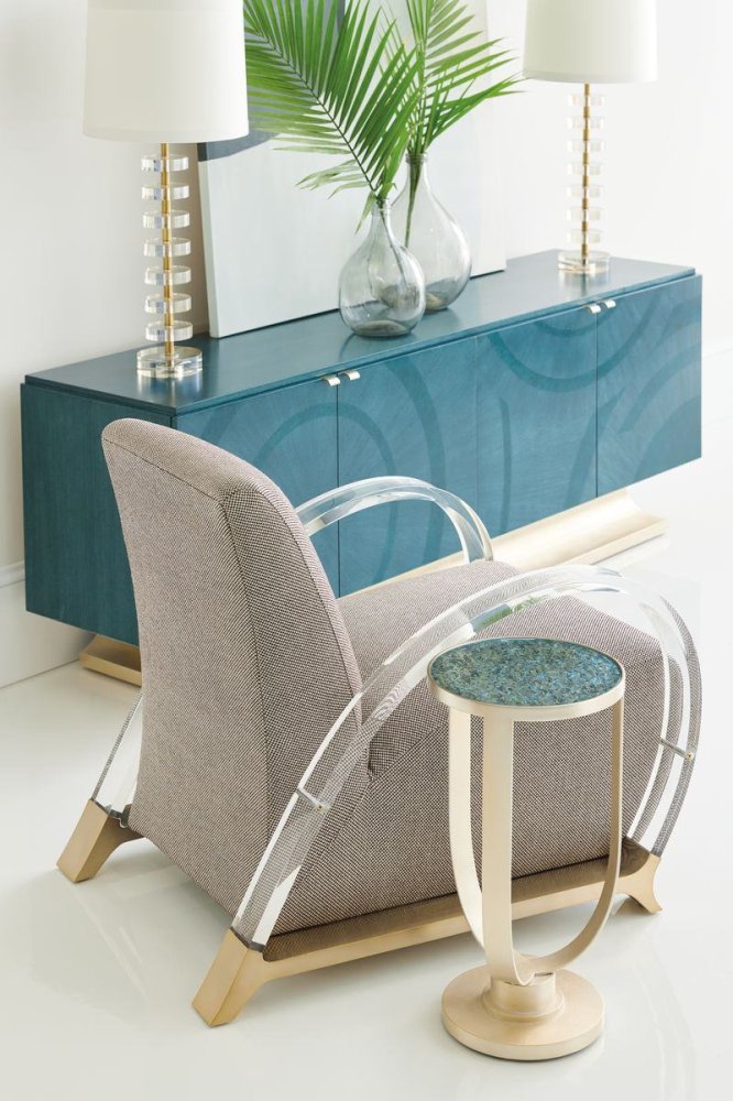 Photo Arch Support chair