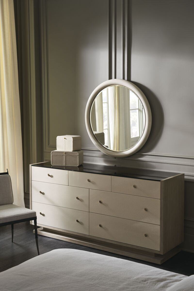 Photo Calypso's dresser
