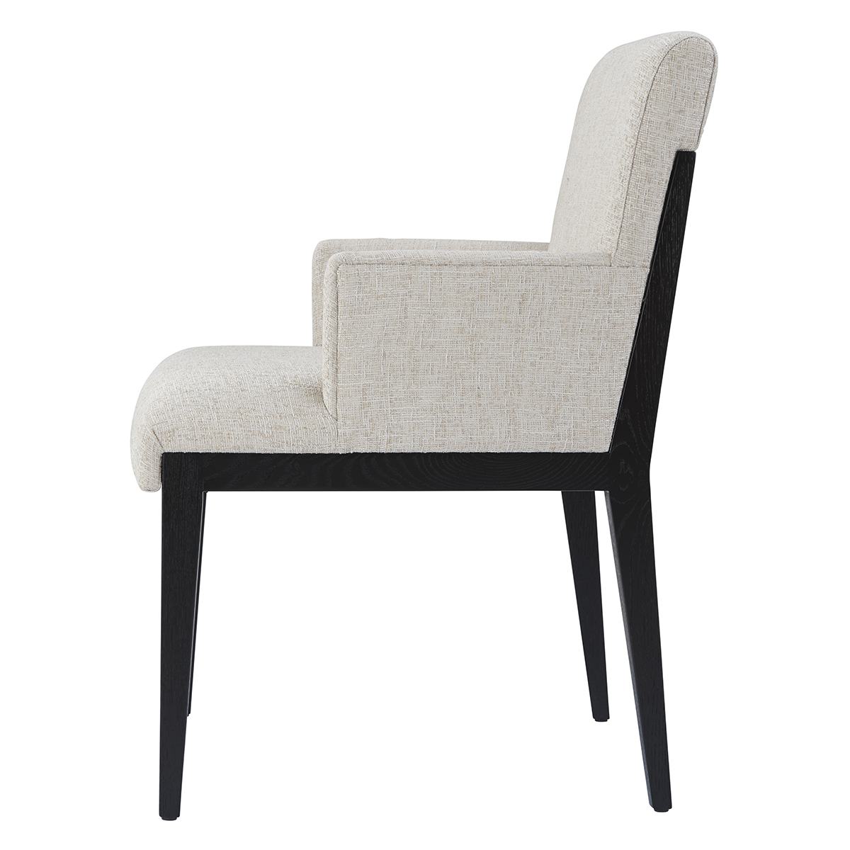 Photo Vree chair (with armrests)