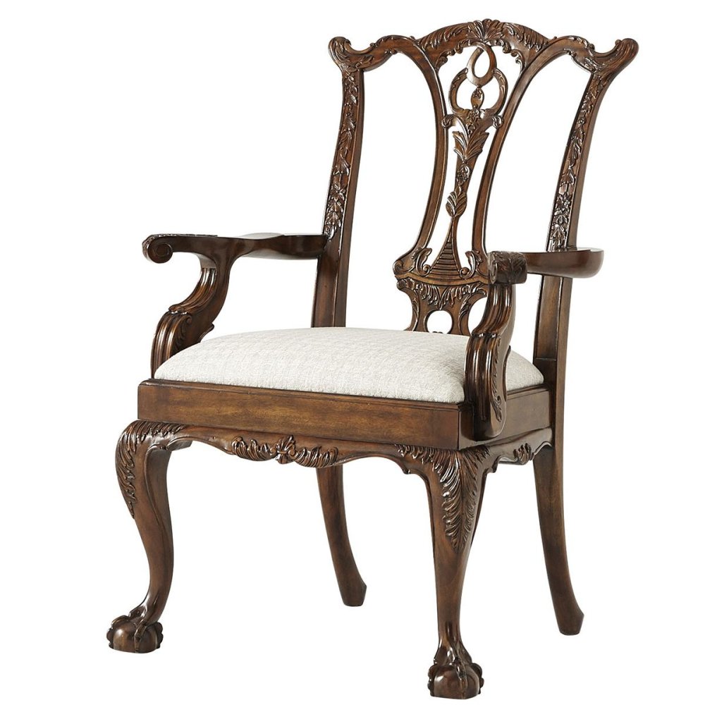 Photo Classic Claw and Ball Chair