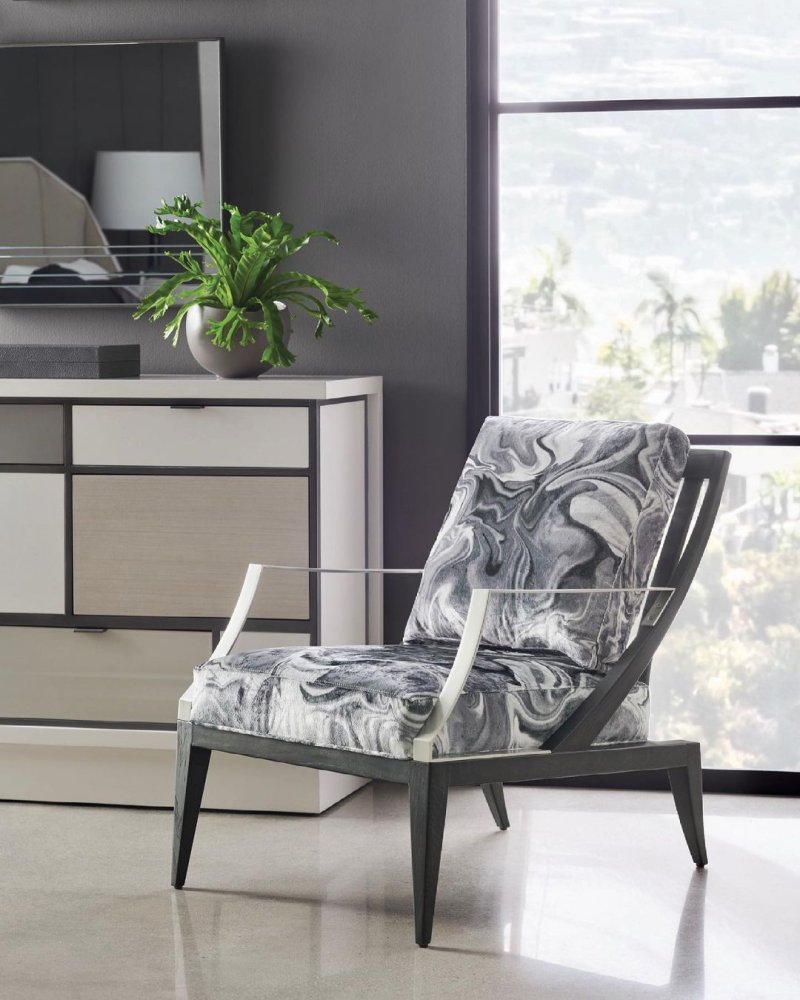 Photo Repetition chair