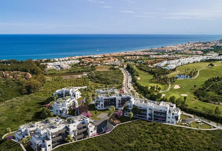 Apartment in a new building Apartments on the coast in Malaga with solariums and swimming pool