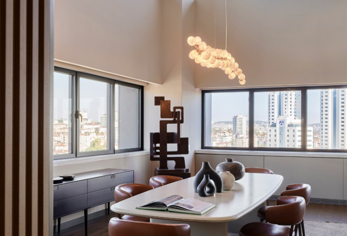 Luxury class residences with hotel service