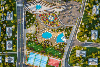 Multifunctional residential complex with golf course