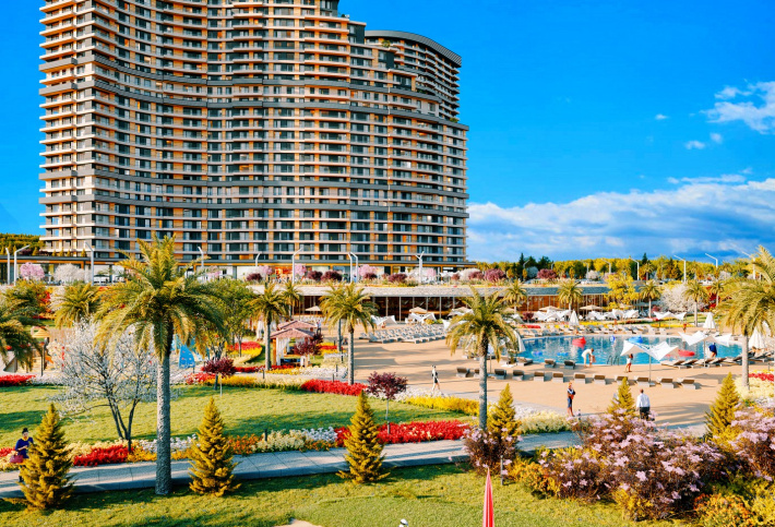 Multifunctional residential complex with golf course