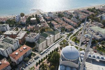 Residential complex off the coast with panoramic views of the Sea of Marmara.
