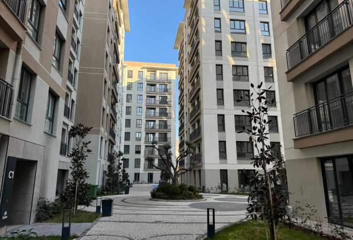 Spacious family apartments in the green quarter