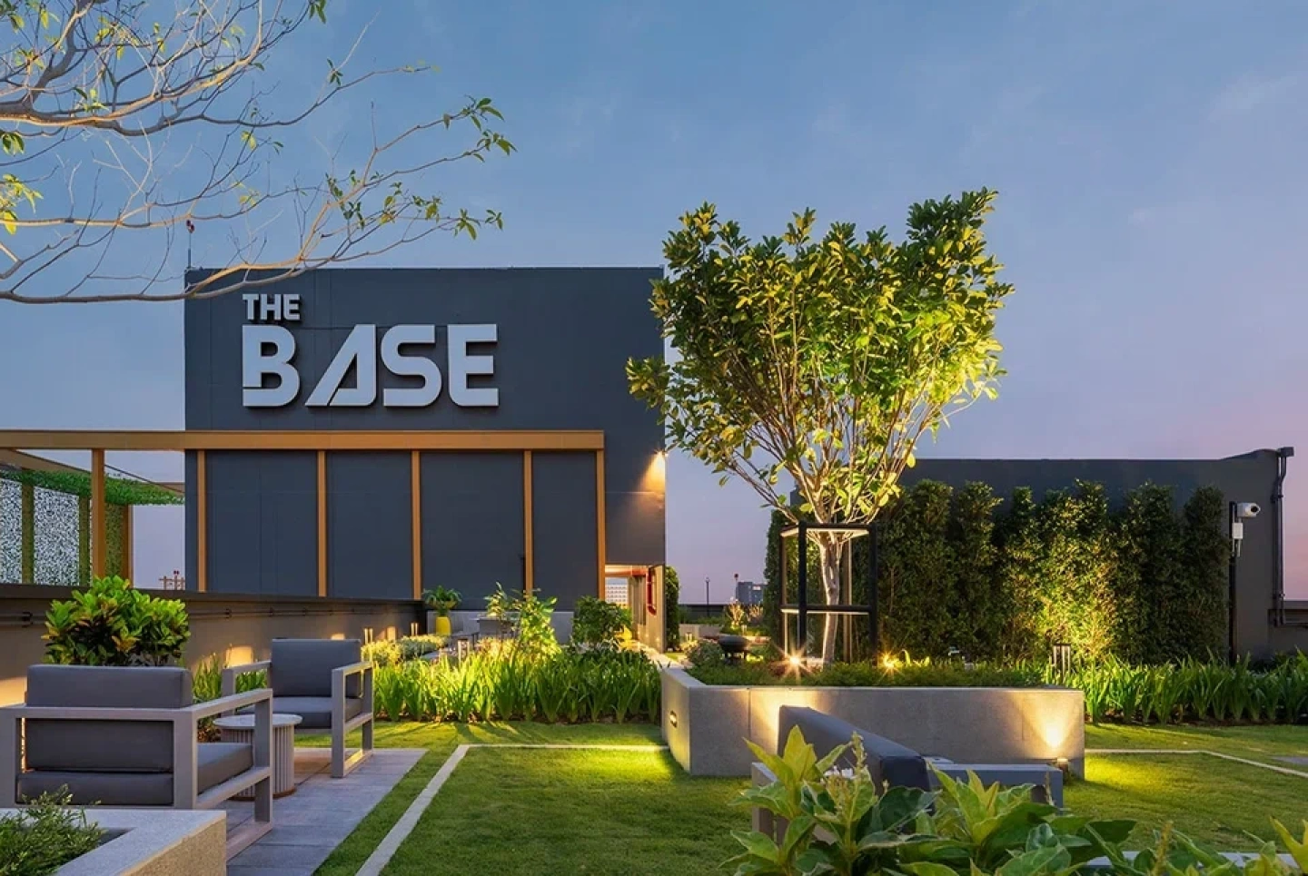 THE BASE Phetchaburi — Thonglor