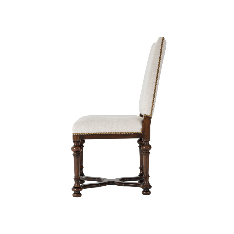 Photo Cultivated dining chair