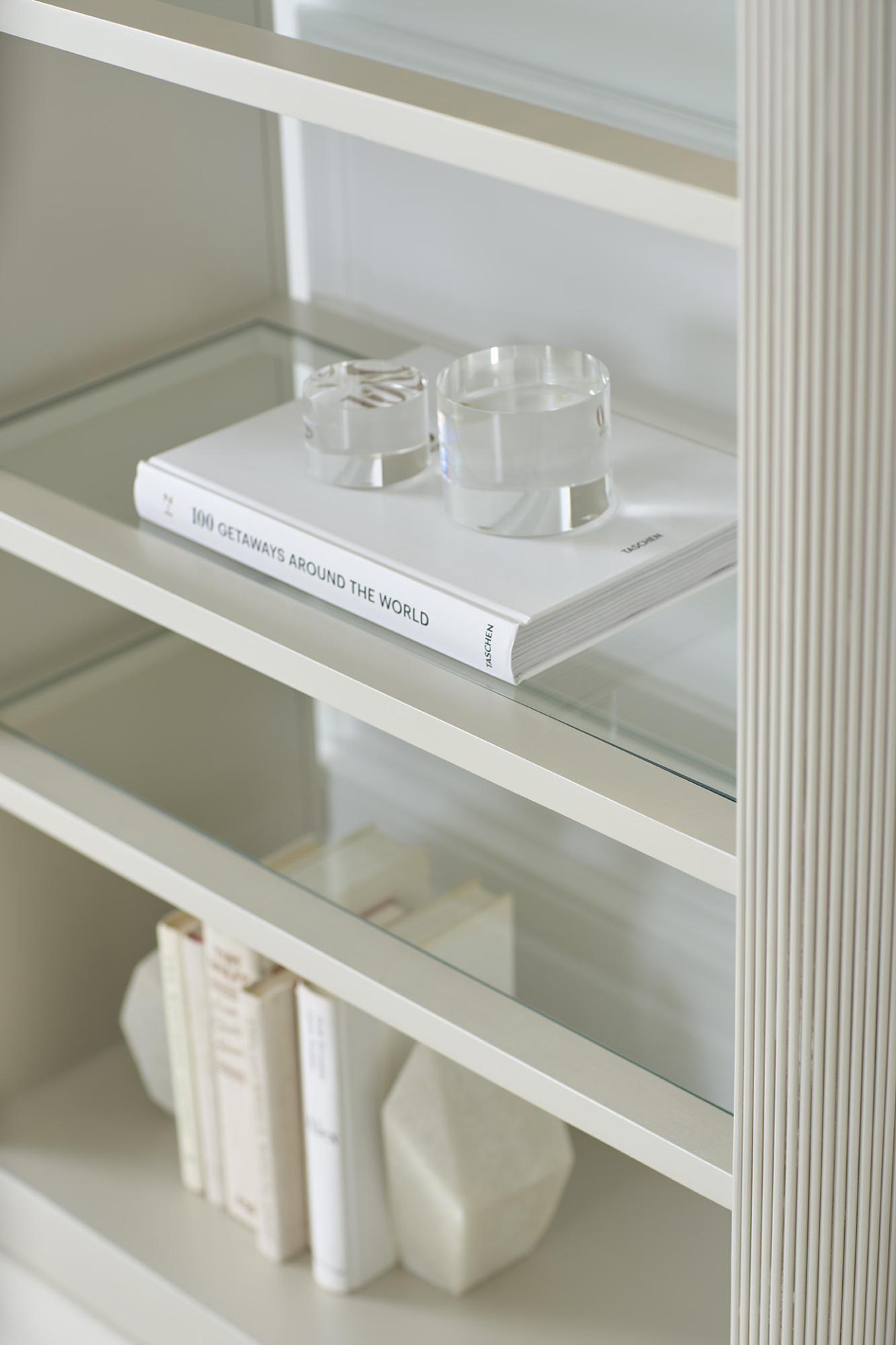 Photo Higher Love shelves