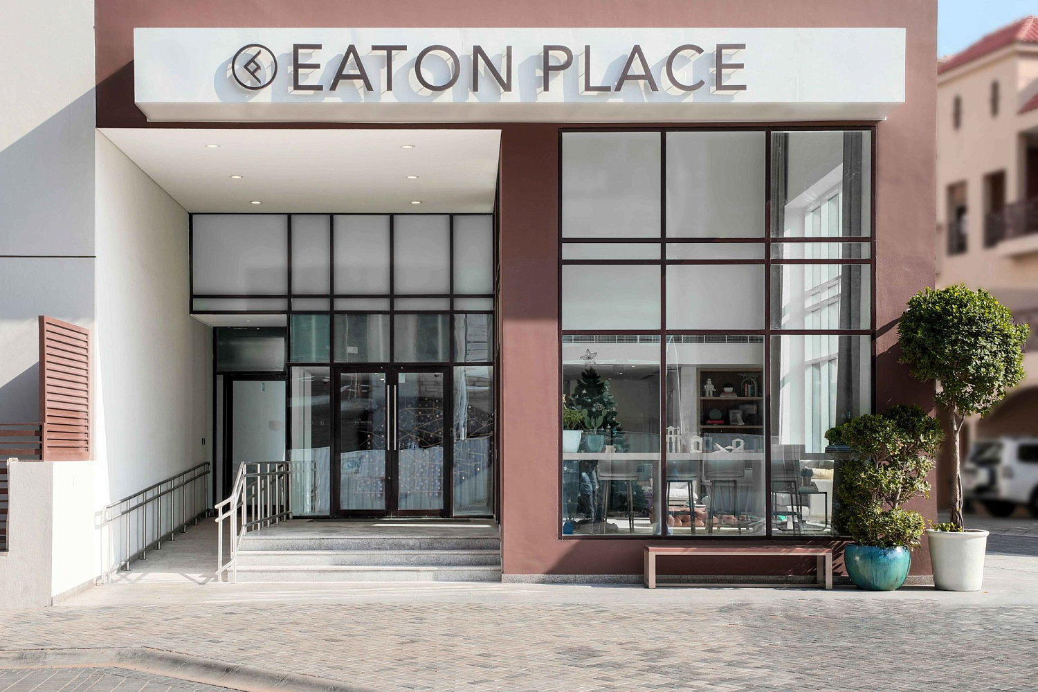 Photo Eaton Place