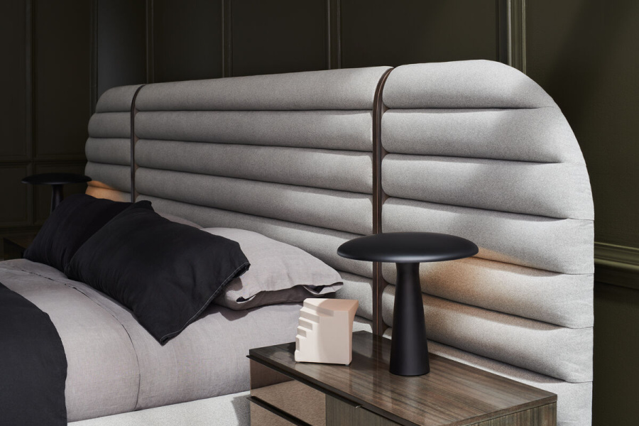 Photo La Moda RF bedside tablet