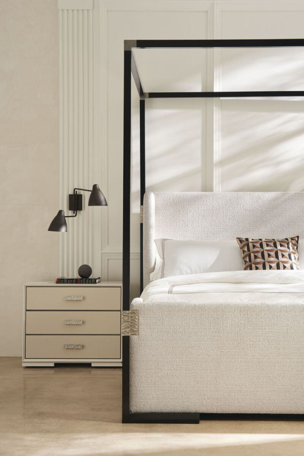 Photo Silver Lining bedside table