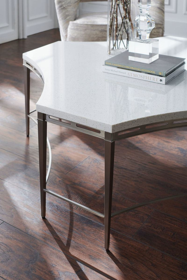 Photo Coffee table What's the Scoop