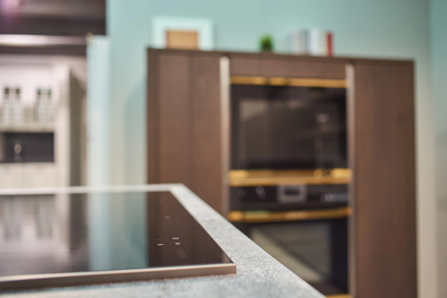 Photo Hacker AV6021GL kitchen with island