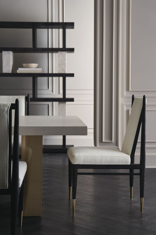 Photo Unity Dark chair