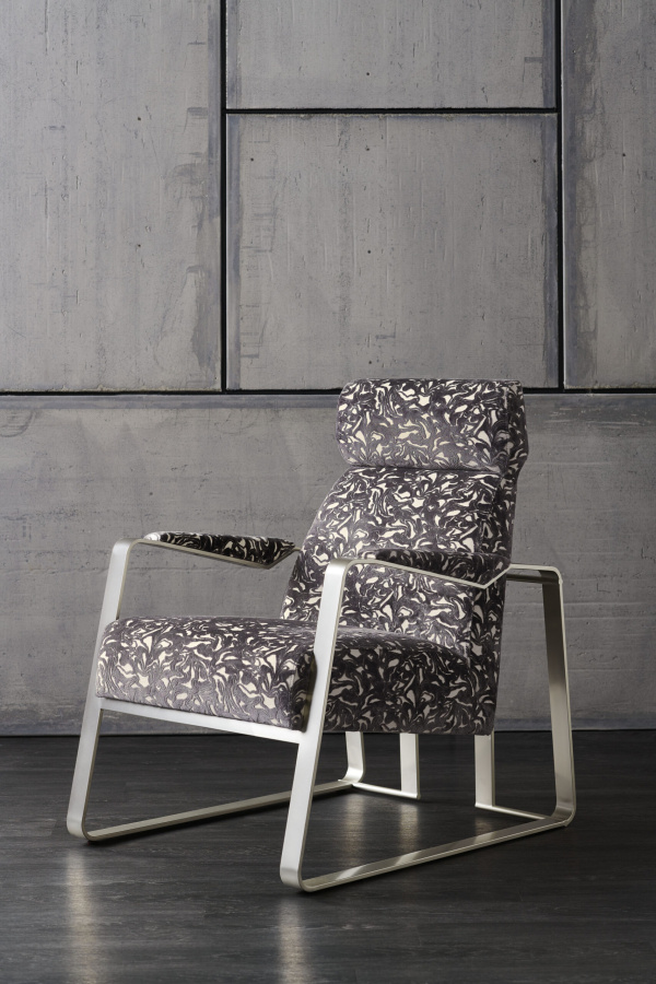 Photo Exposition chair