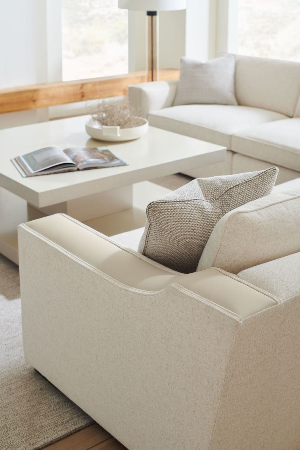 Photo Cool and Classic coffee table