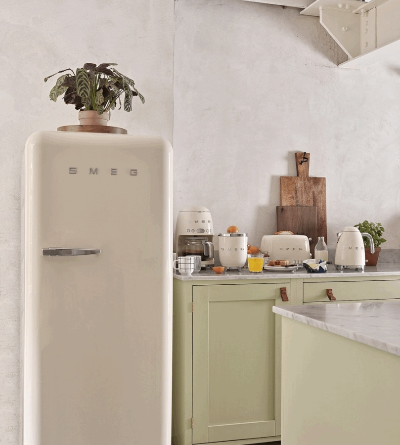Photo Smeg FAB28LCR5 refrigerator