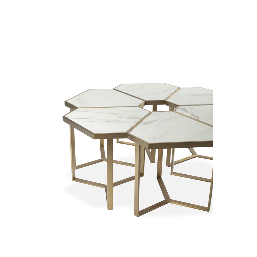 Photo Colson's coffee table
