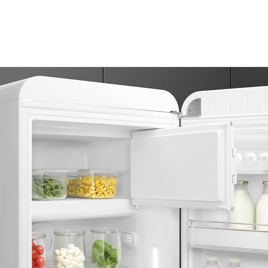 Photo Smeg FAB28RWH5 refrigerator