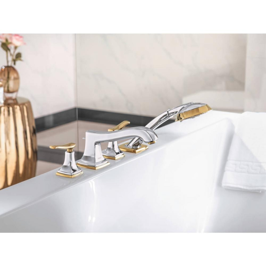Photo Mixer on board the bath hansgrohe Metropol Classic 31441090