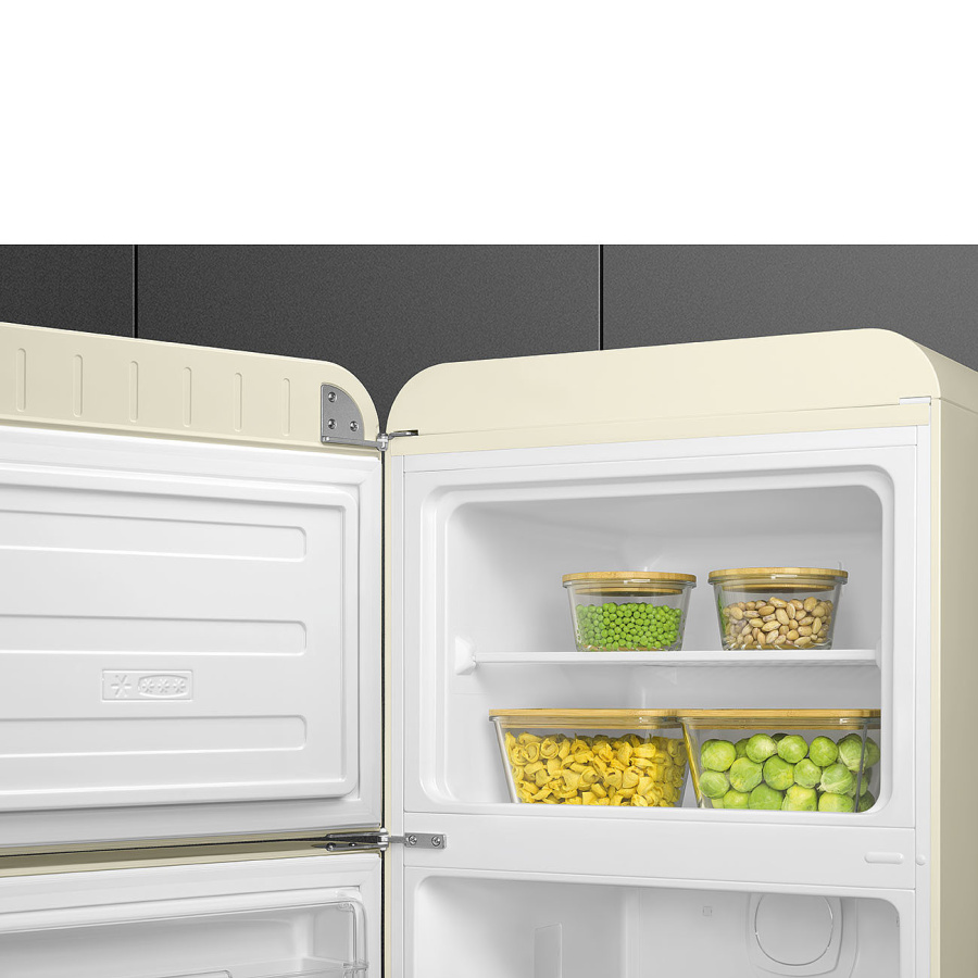 Photo Smeg FAB30LCR5 refrigerator