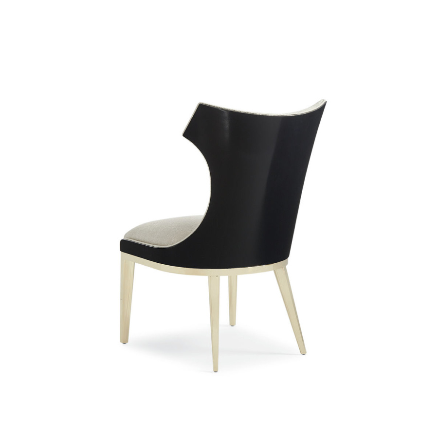 Photo The Urbane's dining chair