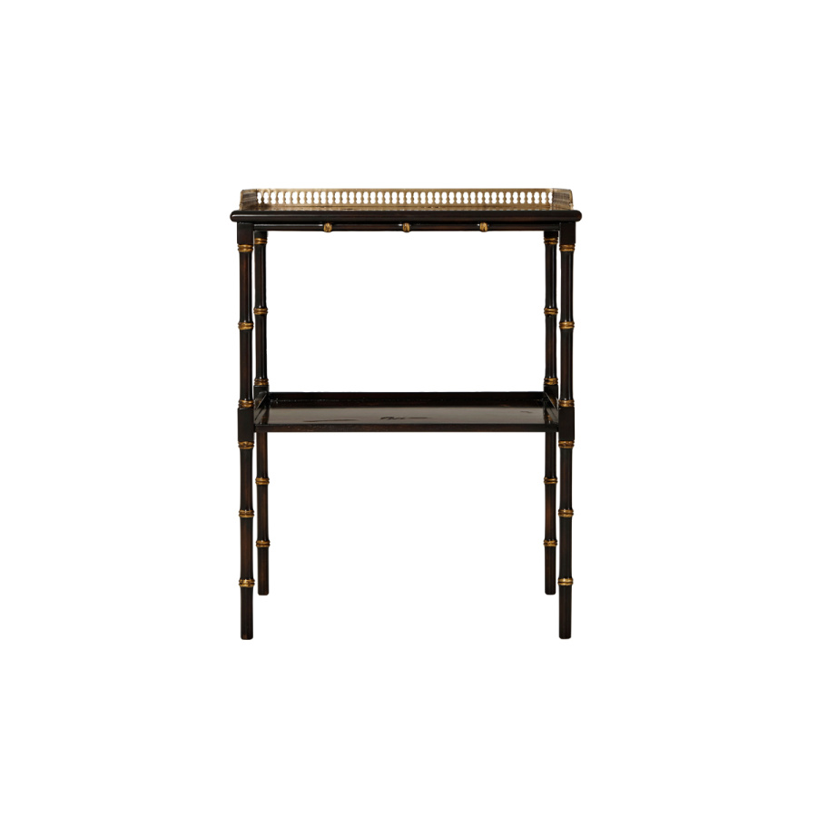 Photo Side table of Spectator's Gallery