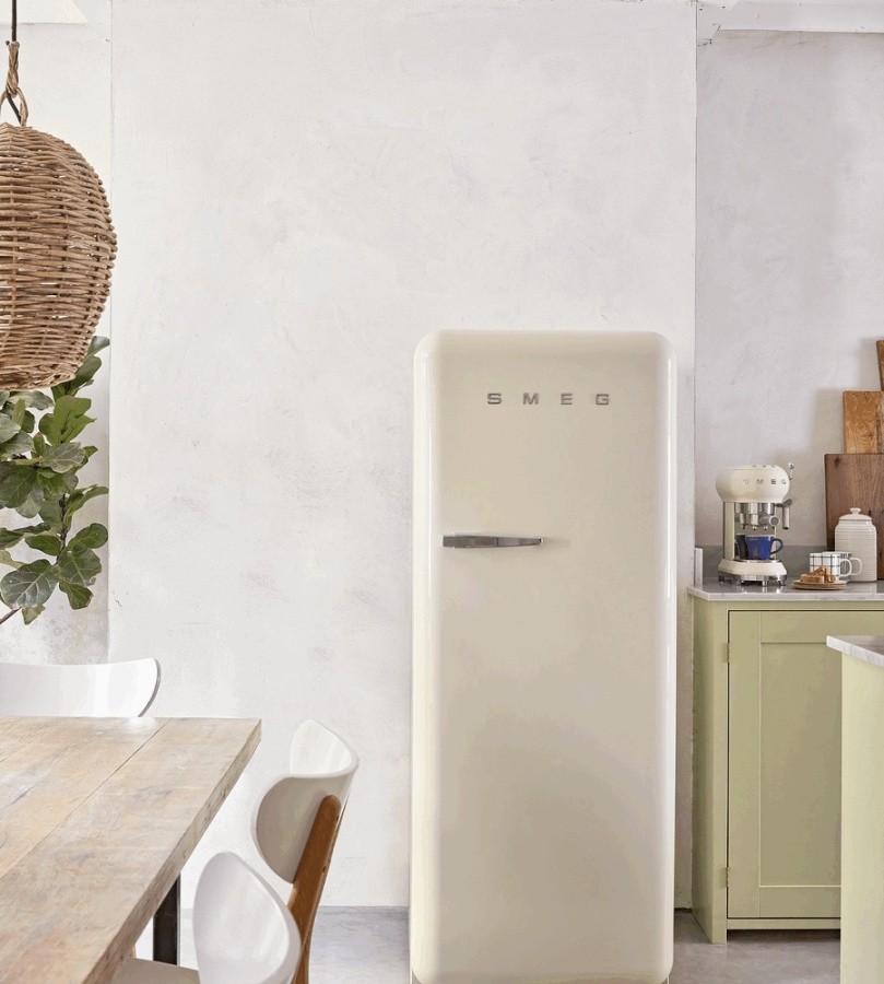 Photo Smeg FAB28LCR5 refrigerator