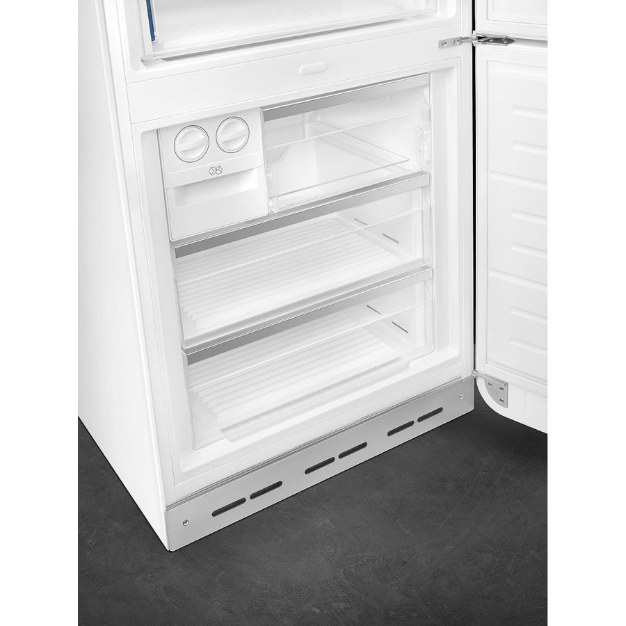 Photo Smeg FAB38RWH5 refrigerator