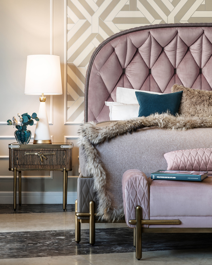 Photo Iconic side table