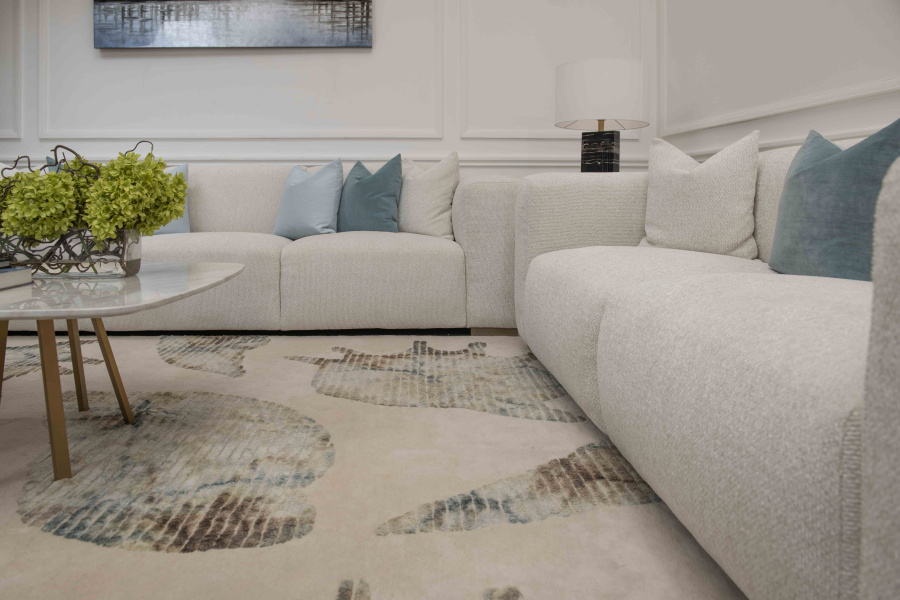 Photo Comfy couch