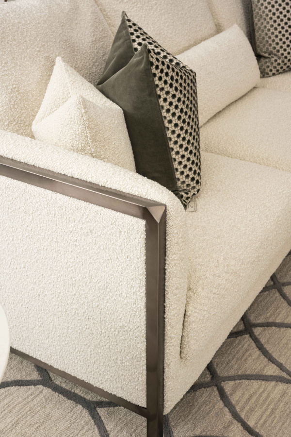 Photo Tristan L sofa