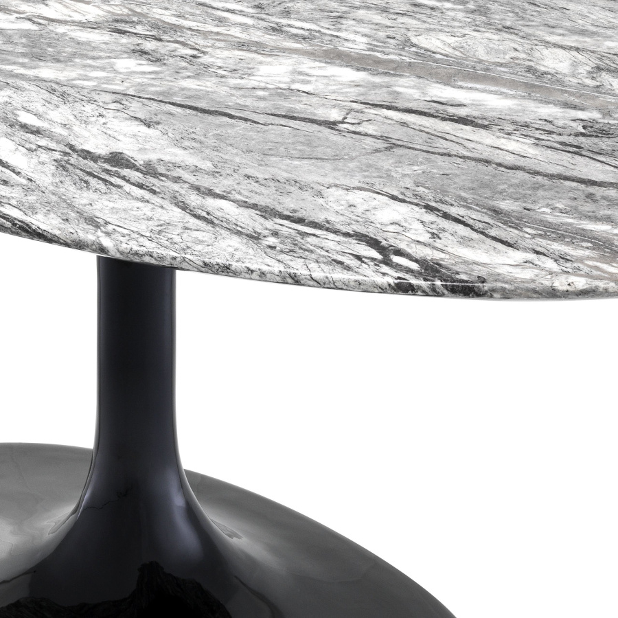 Photo Solo dining table