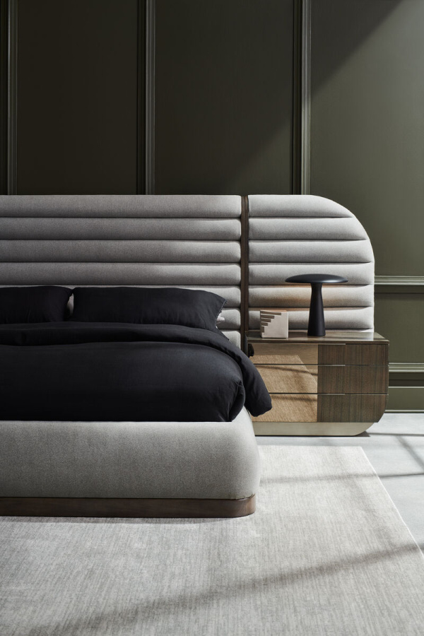Photo A set of two panels for the La Moda bed