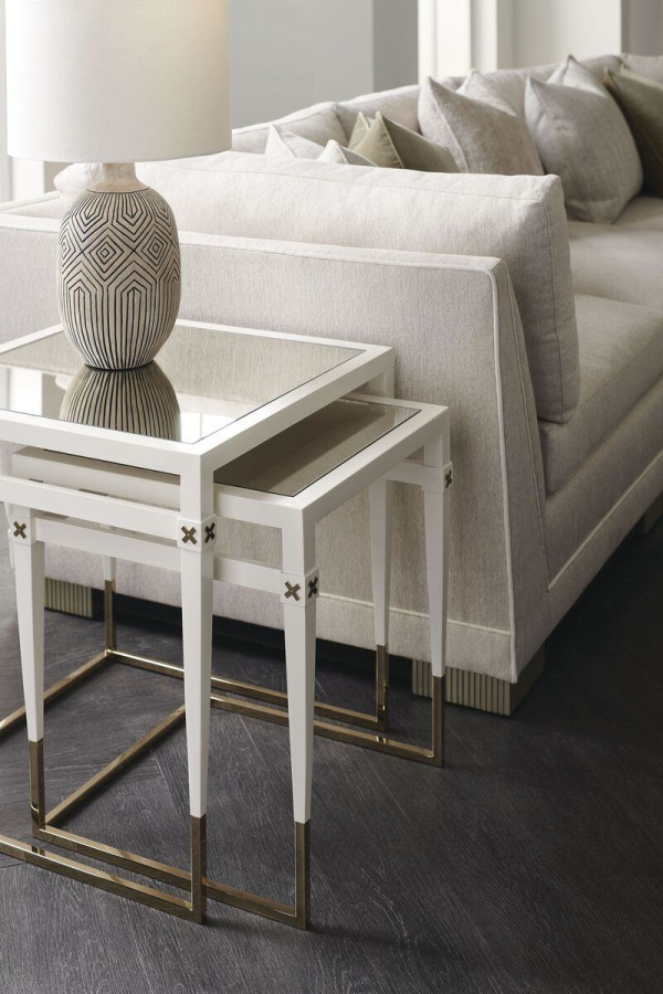 Photo A set of two side tables Better Together