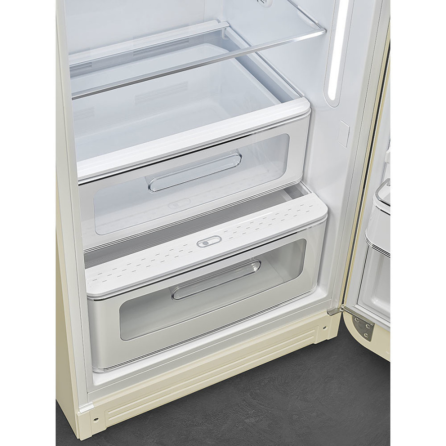 Photo Smeg FAB28RCR5 refrigerator