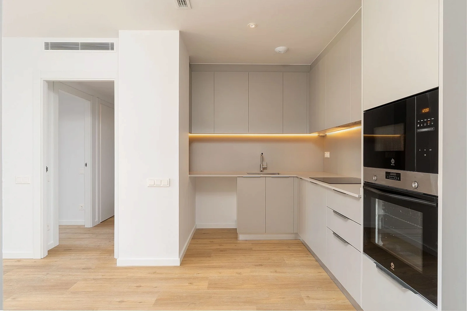 Apartment in a new building Elegant apartments in a residential complex in Sabadela, Barcelona