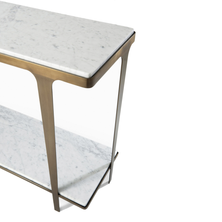 Photo Cordell console