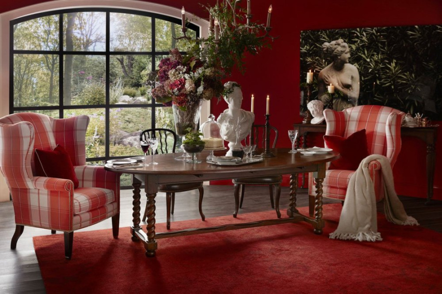 Photo Emory's dining table