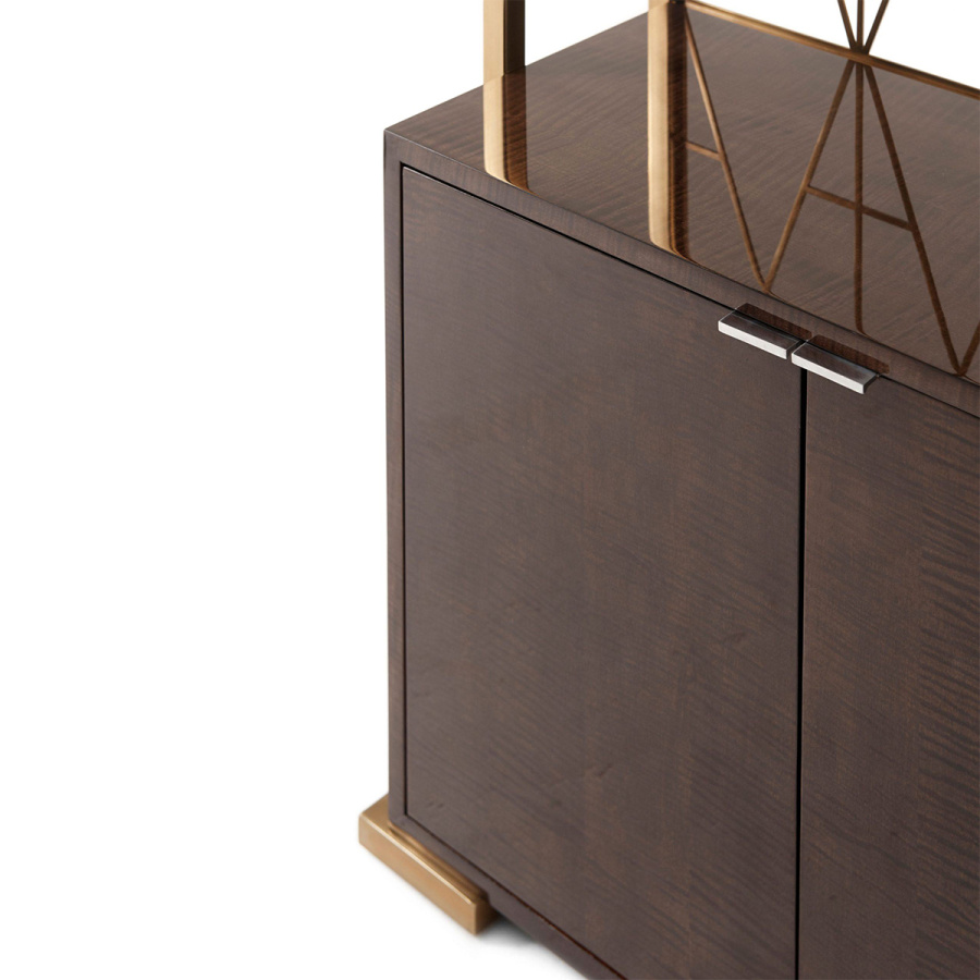Photo Iconic shelving